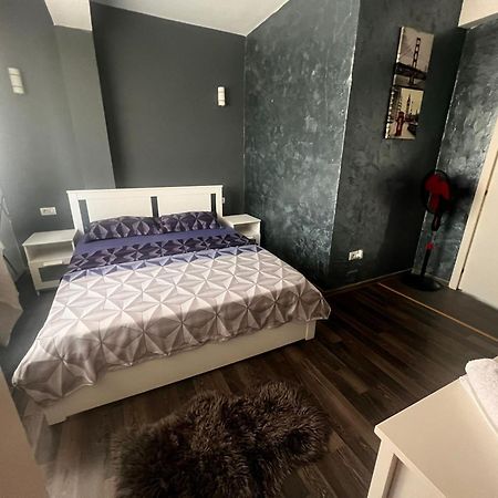 Dd Residence Отопень Екстер'єр фото