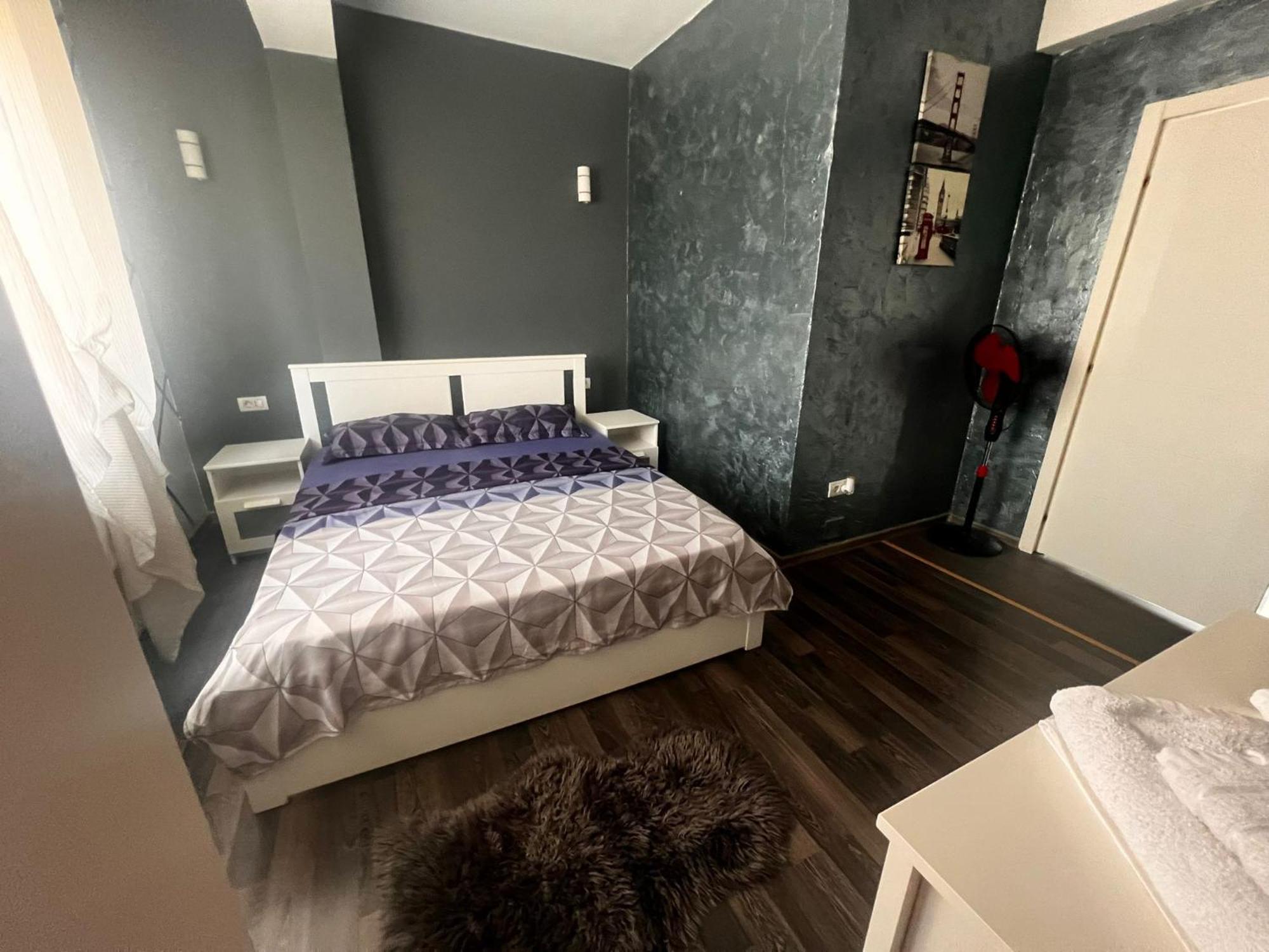 Dd Residence Отопень Екстер'єр фото